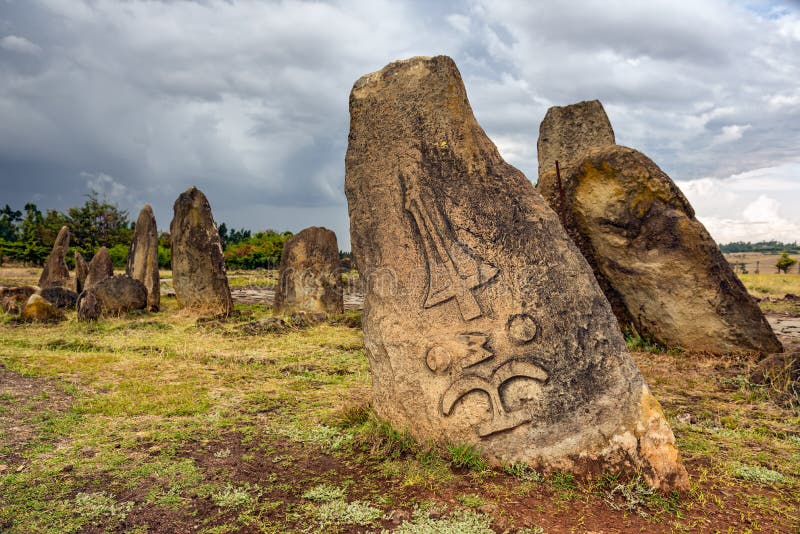 Megalitica di Tiya pilastri di pietra, un Sito Patrimonio Mondiale dell'UNESCO vicino ad Addis Abeba, in Etiopia.