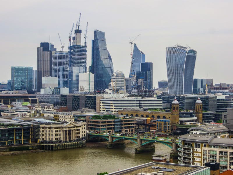 20 mei, 2018, Engeland Een panorama van Londen van de hoogte van het observatiedek van het Museum van Modern Art. stock afbeeldingen 20 mei, 2018, Engeland Een panorama van Londen van de hoogte van het observatiedek van het Museum van Modern Art. stock afbeeldingen