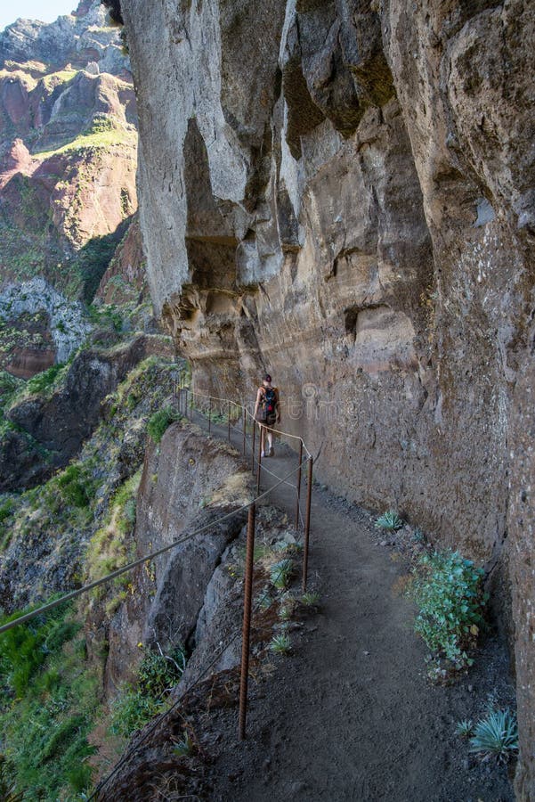 Meisje dat wandelt op Madeira royalty-vrije stock fotografie