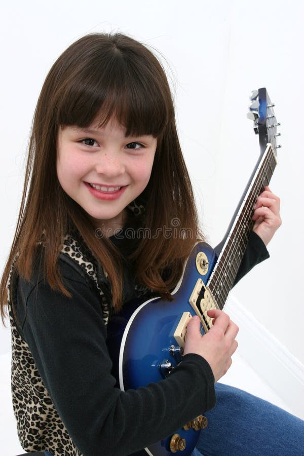 Meisje met Gitaar royalty-vrije stock afbeeldingen Meisje met Gitaar royalty-vrije stock afbeeldingen