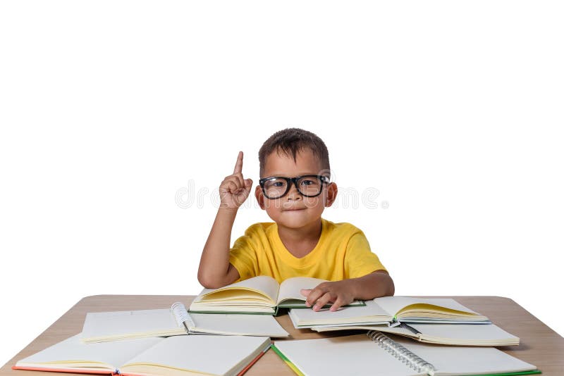 Meisje met glazengedachte en velen boek op de lijst bac royalty-vrije stock foto's Meisje met glazengedachte en velen boek op de lijst bac royalty-vrije stock foto's