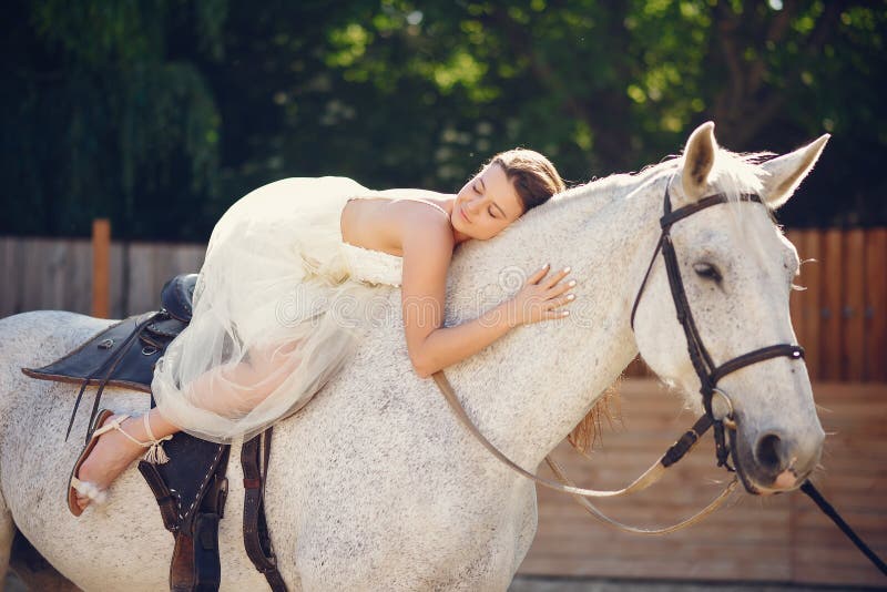 Meisje met hourse royalty-vrije stock foto's