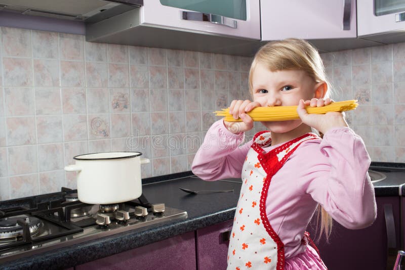 Путь домохозяйки. Girl with Maccaron.