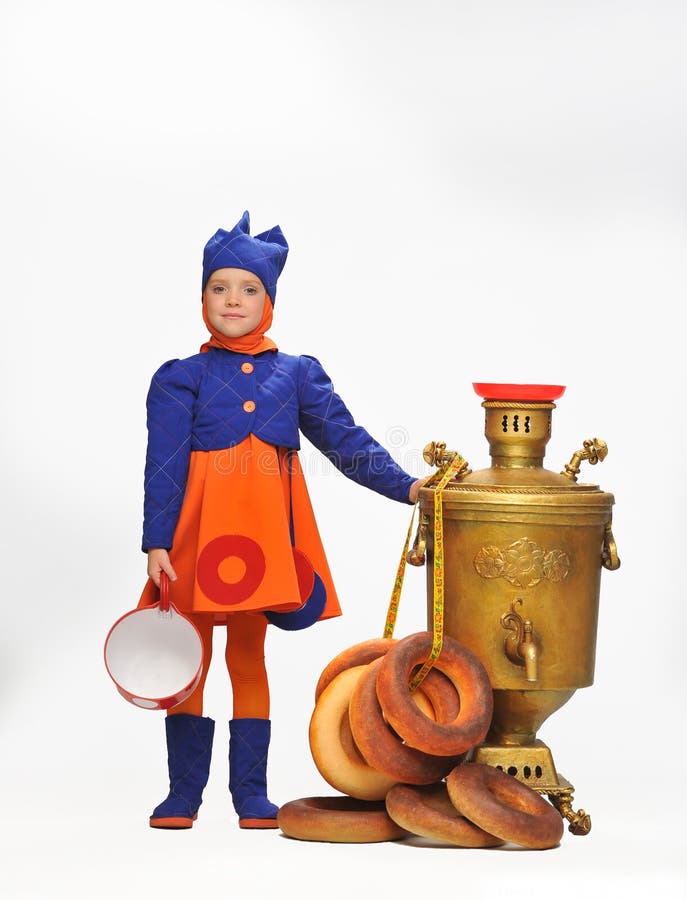 Meisje met samovar stock foto