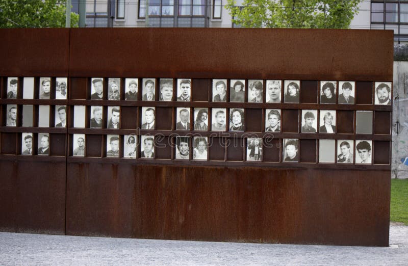 Memoriale della parete fotografia stock libera da diritti Memoriale della parete fotografia stock libera da diritti