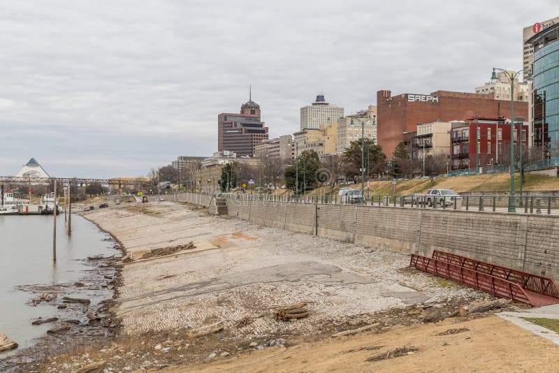 Memphis, TN/USA - circa February 2016: Panorama of Downtown Memphis, Tennessee from Beale Street Landing royalty free stock images Memphis, TN/USA - circa February 2016: Panorama of Downtown Memphis, Tennessee from Beale Street Landing royalty free stock images
