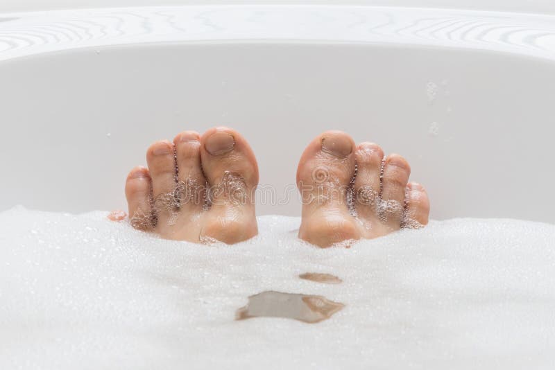 Men S Feet in a Bathtub, Selective Focus on Toes Stock Image Image of