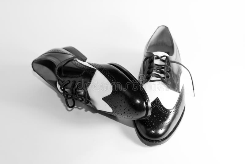 Men S Wingtip Black and White Shoes Stock Photo - Image of classic, black: 12133940