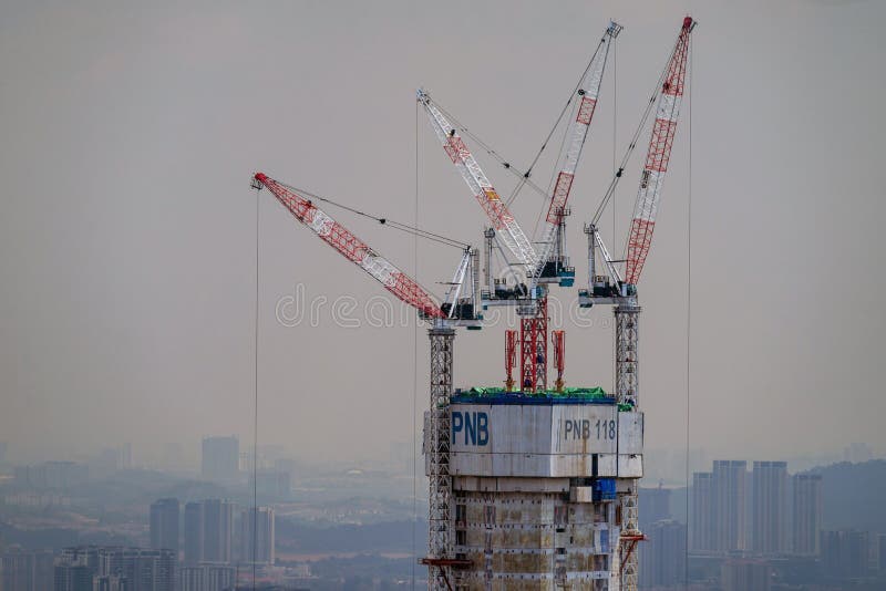 Menara Merdeka Pnb 118 Oder 118 In Kuala Lumpur Im Bau Redaktionelles Stockfoto Bild Von Ausrustung Bezirk 185751203