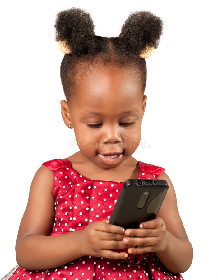 Divertimento Afro-americano Pequeno Da Menina Com Telefone Foto de Stock -  Imagem de alegre, bebê: 37357280