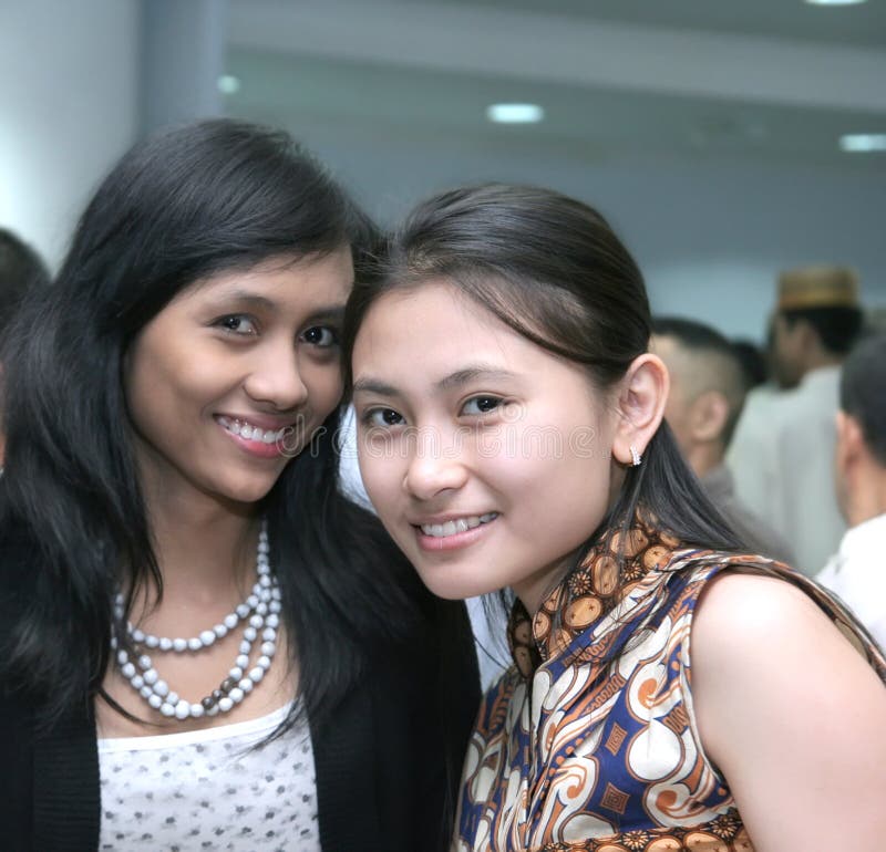 Duas raparigas bonitas foto de stock royalty free