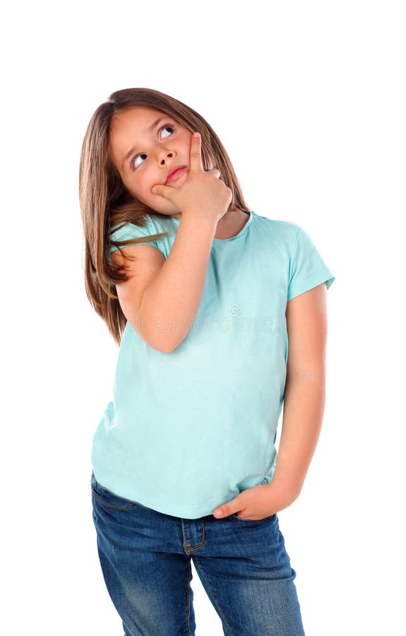 Menina pequena pensativa que imagina algo fotos de stock Menina pequena pensativa que imagina algo fotos de stock