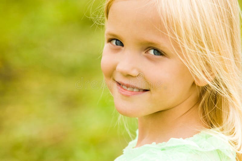 Rapariga serena imagens de stock royalty free