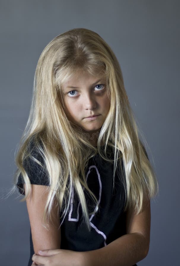 Menina triste fotos de stock royalty free Menina triste fotos de stock royalty free