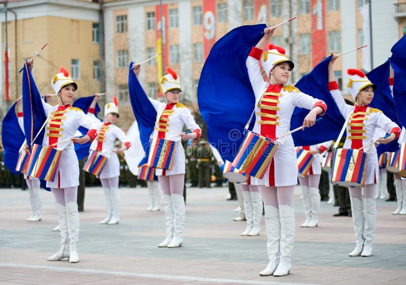 Jovens bateristas fotos de stock