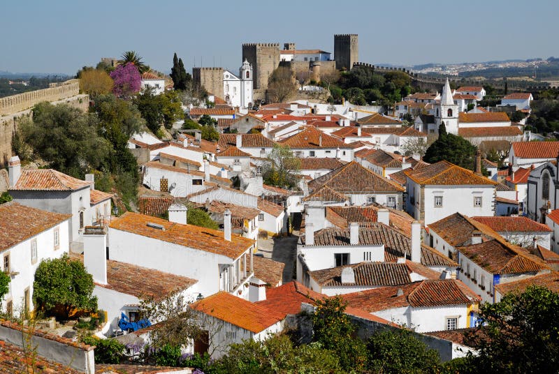 Mening van middeleeuwse stad Obidos, Portugal. royalty-vrije stock afbeeldingen Mening van middeleeuwse stad Obidos, Portugal. royalty-vrije stock afbeeldingen