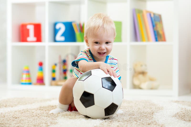 Criança brincar brinquedo infância criança jogo divertido pessoa bebê bloco  menino bonito educação pré-escolar l