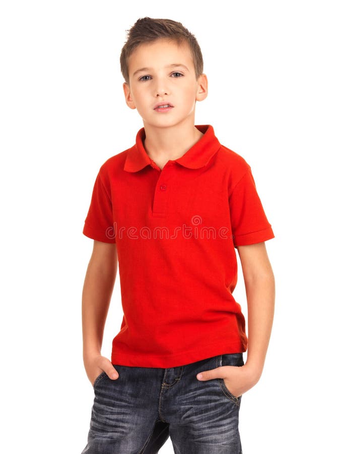 Menino novo que levanta no estúdio como um modelo de forma. foto de stock Menino novo que levanta no estúdio como um modelo de forma. foto de stock