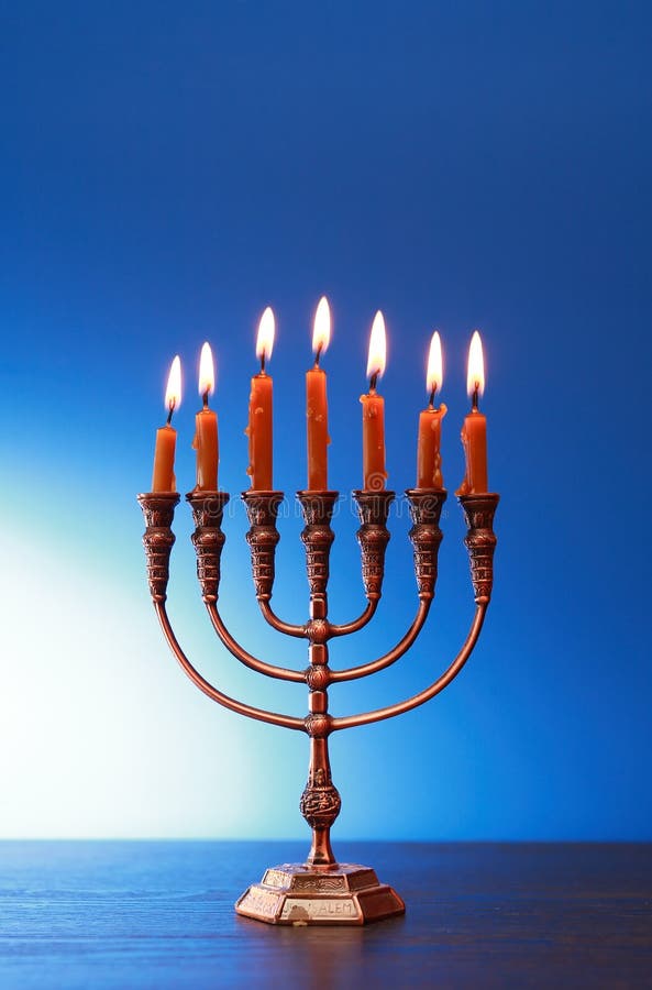 Menorah Judaico Tradicional Foto de Stock Imagem de israel, feriado