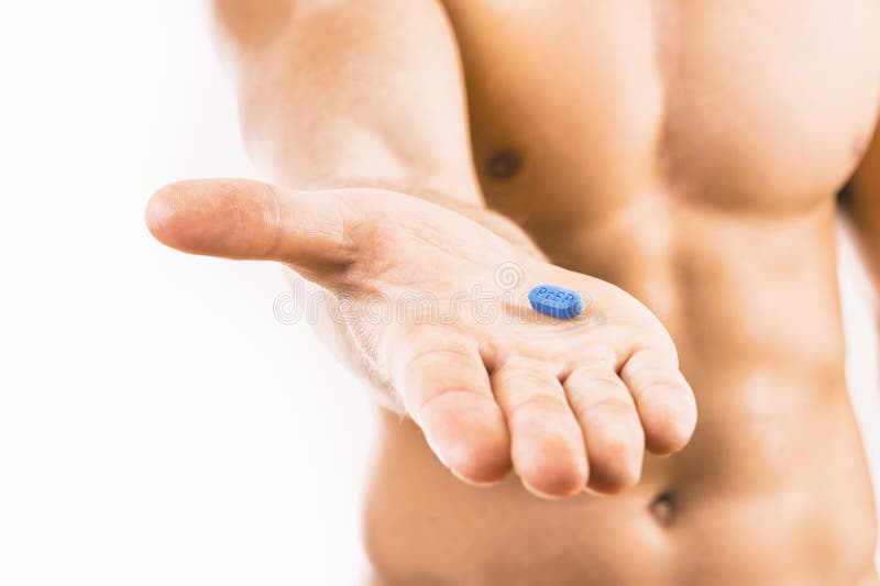 Mens die een pil houden die voor pre-Blootstellingsprofylaxe wordt gebruikt stock afbeelding Mens die een pil houden die voor pre-Blootstellingsprofylaxe wordt gebruikt stock afbeelding