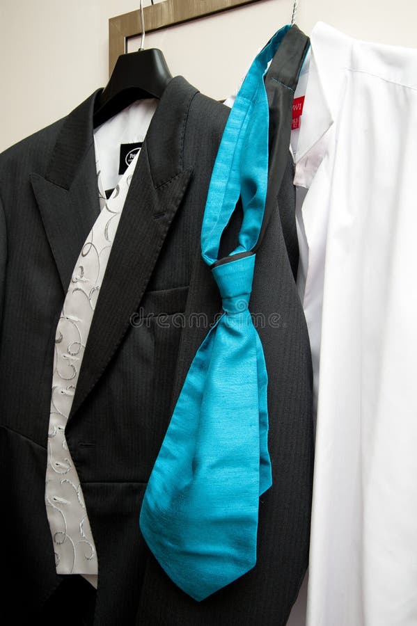 mens teal tie