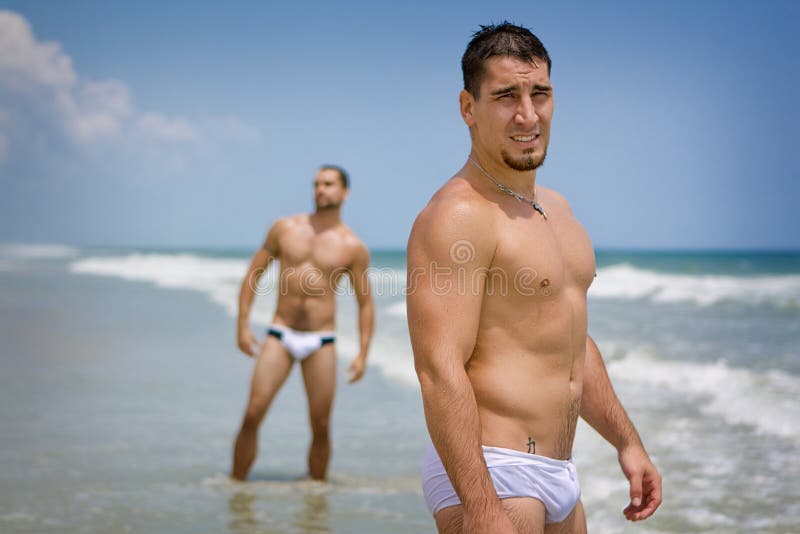 Mensen bij het strand stock afbeelding Mensen bij het strand stock afbeelding