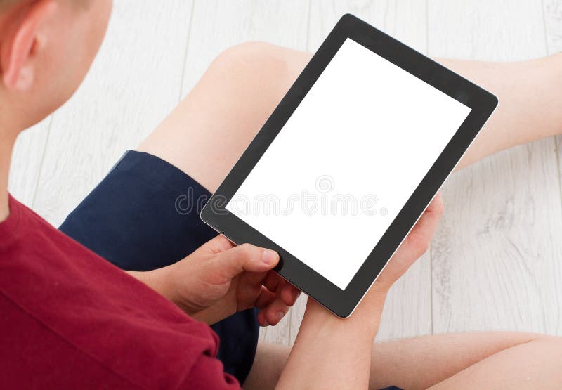 Mensenzitting met tablet in handen Online Winkelend Hoogste mening Spot omhoog De ruimte van het exemplaar malplaatje spatie stock foto's Mensenzitting met tablet in handen Online Winkelend Hoogste mening Spot omhoog De ruimte van het exemplaar malplaatje spatie stock foto's