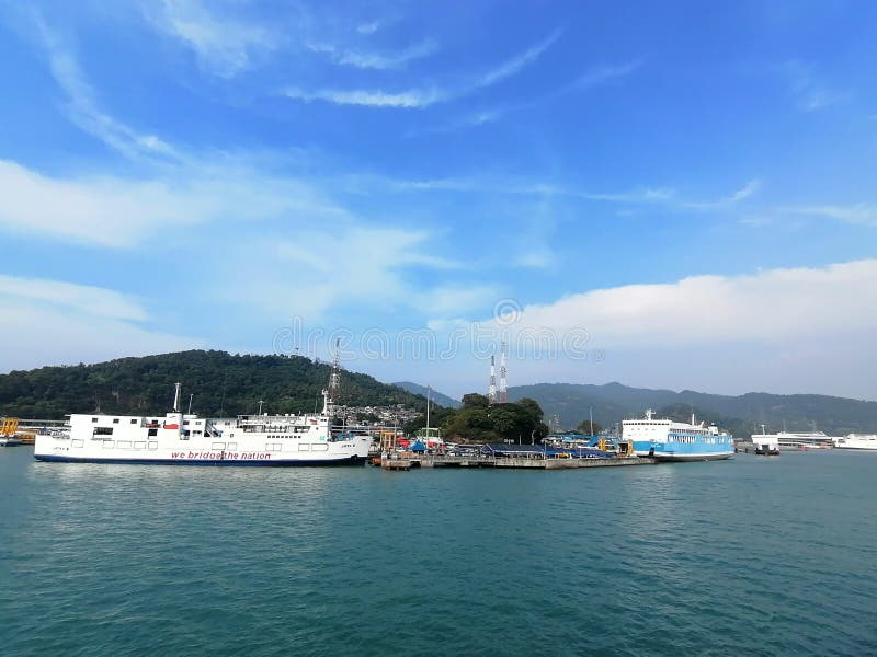 Merak harbor indonesia fotografia stock libera da diritti