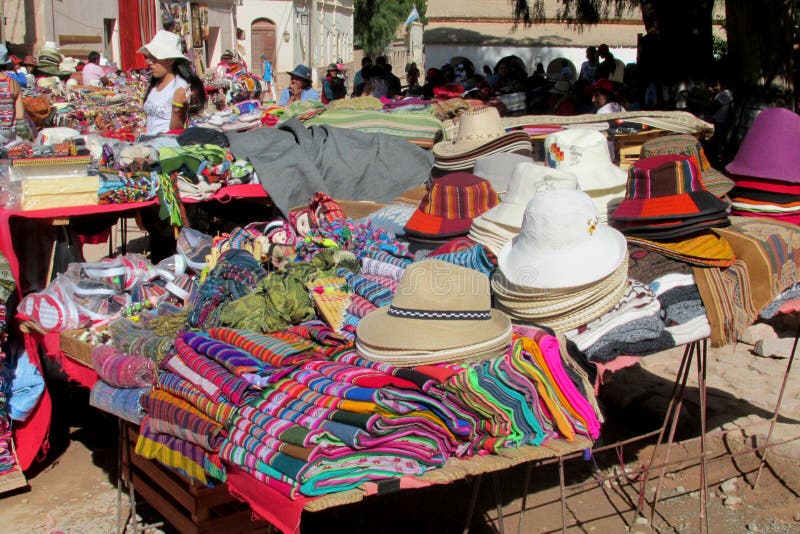 Mercado colorido del recuerdo en Suramérica