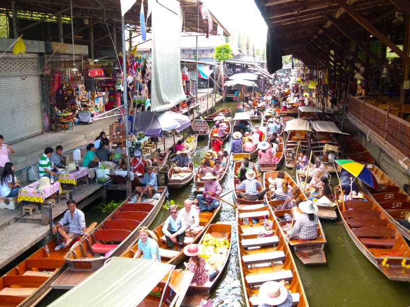 Mercado de flutuação de Damnoen Saduak, Tailândia