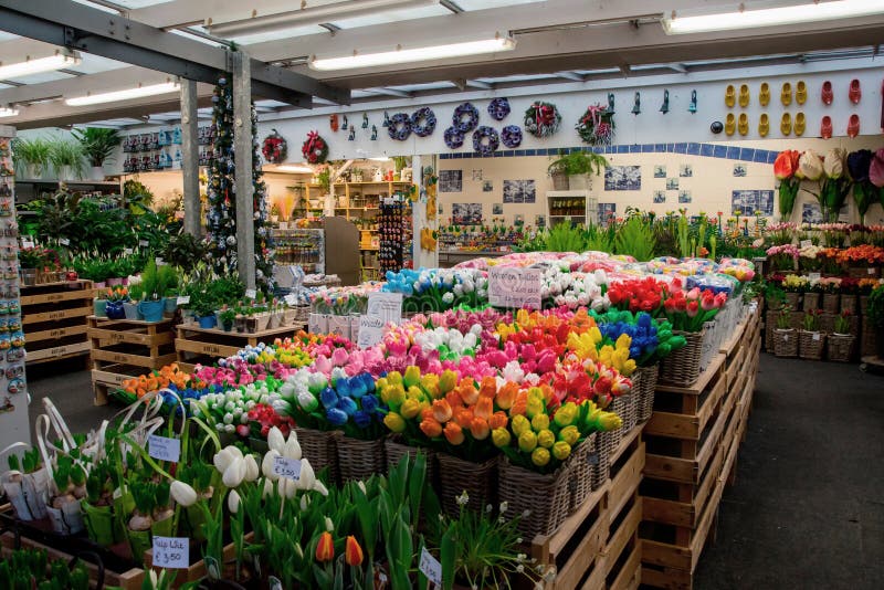 Mercado De La Flor De Amsterdam (Bloemenmarkt) Fotografía editorial
