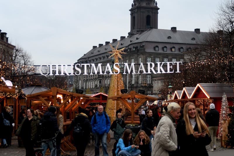 Mercado De Natal Aberto Hoje Em Copenhaga Imagem de Stock Editorial -  Imagem de natal, abre: 234698639