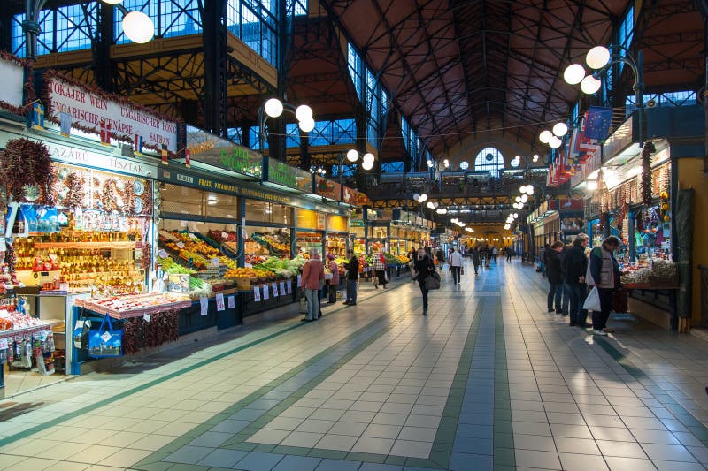 Mercado Verde em Budapeste imagem de stock
