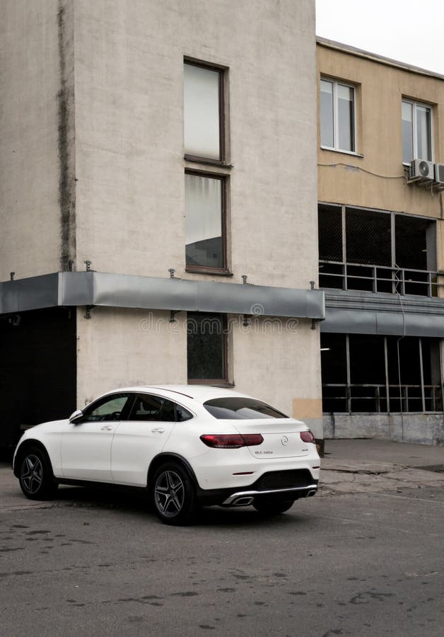 Minsk, Belarus, March 11, 2024 - mercedes-benz gls 300d 4matic of luxury flagship vehicles produced by the German automaker parked on the road. Minsk, Belarus, March 11, 2024 - mercedes-benz gls 300d 4matic of luxury flagship vehicles produced by the German automaker parked on the road