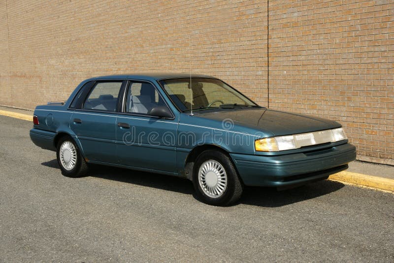 Mercury Topaz Used Car stock photography