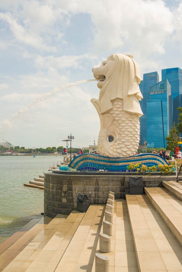 Merlion statua w Marina zatoki piaskach, Singapur zdjęcie royalty free