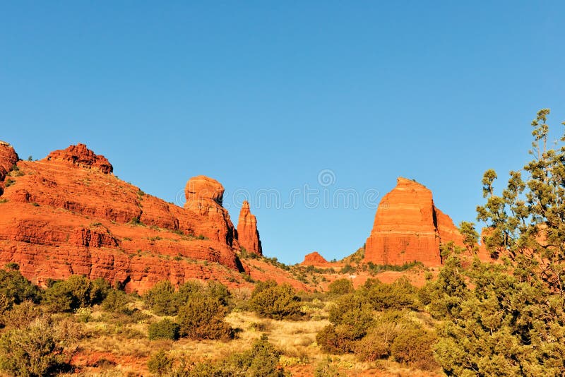 Mesa rock formation stock photo. Image of outdoor, desert 8842620