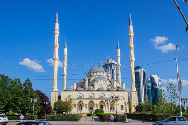 Mesquita 'Coração da Chechênia' em Grozny, Rússia