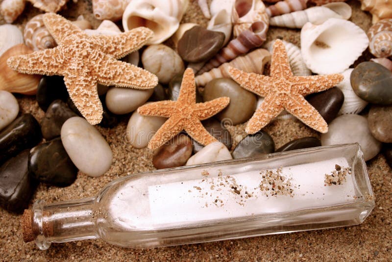 Message dans une bouteille 1 photographie stock