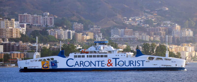 caronte & tourist ferry