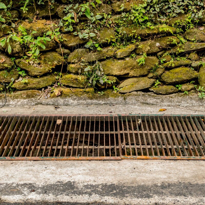 Street Storm Drain Cover Stock Images Download 647 Royalty Free Photos