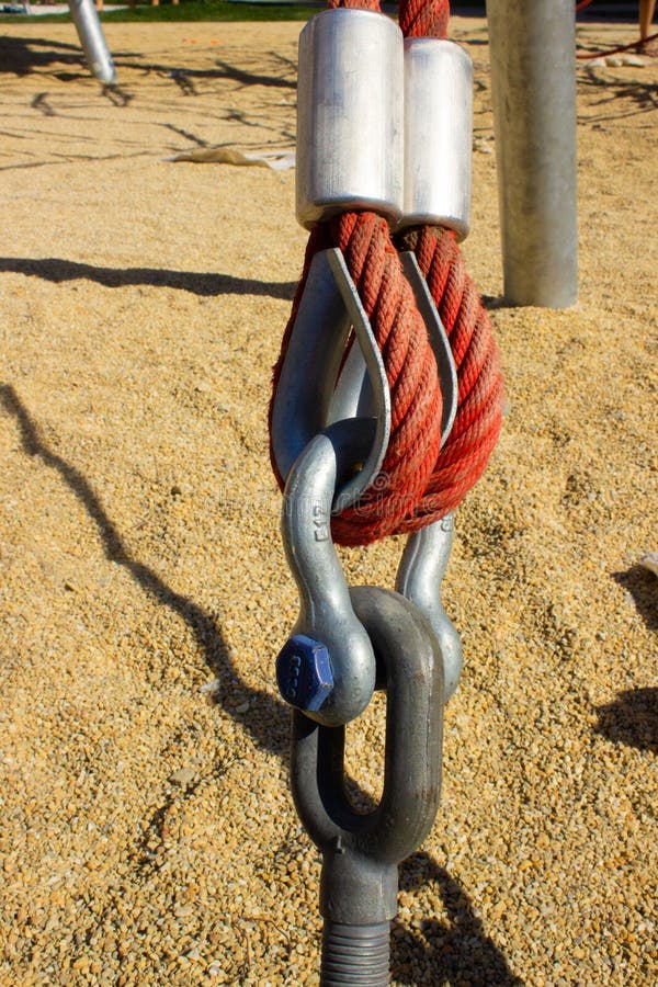 Metal Fastening Consisting of Bolts and a Rope for Fastening Stock