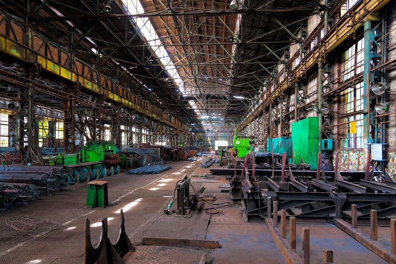 Metalllager stockbild. Bild von industrie, ausrüstung - 15053633