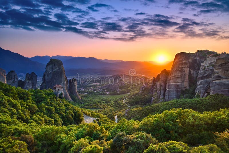 Meteora & tramonto fotografia stock Meteora & tramonto fotografia stock