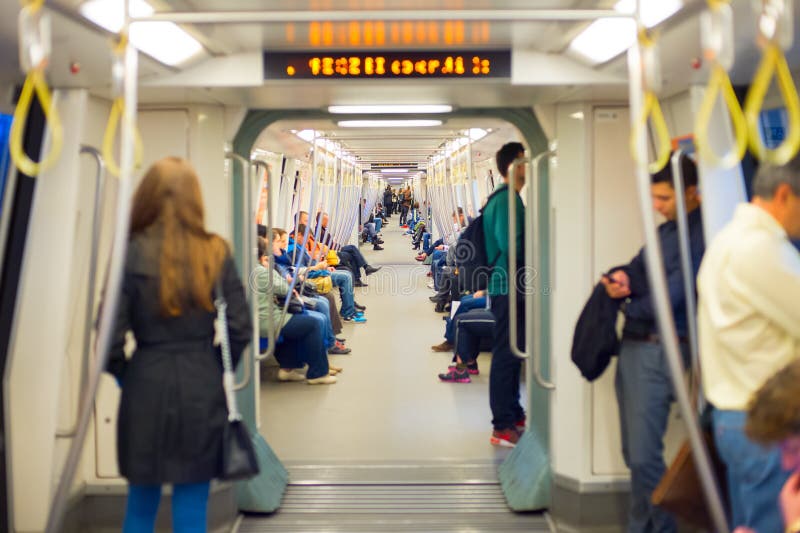 Metro Bucareste dos povos, Romênia imagem de stock Metro Bucareste dos povos, Romênia imagem de stock