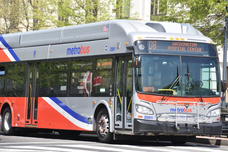 Metro Bus in Washington, DC Editorial Photography - Image of parking ...