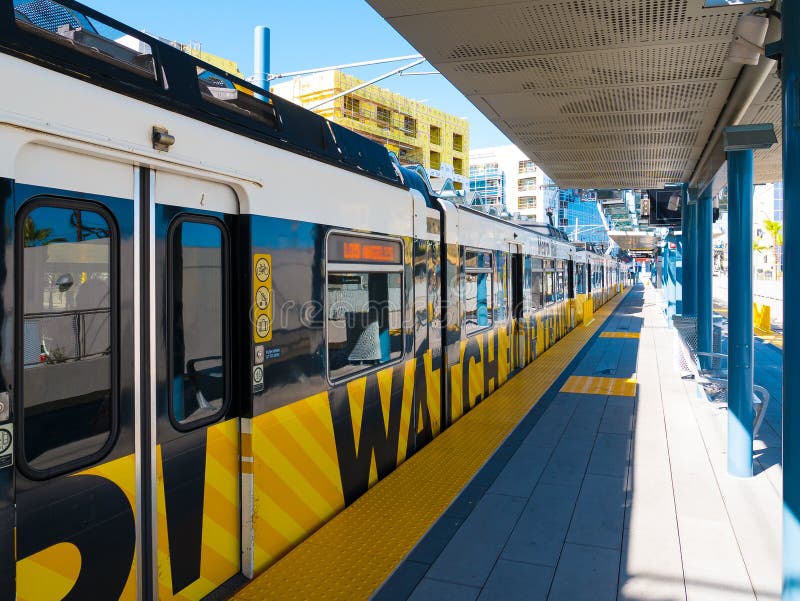 Metro Light Rail On Downtown Santa Monica Platform