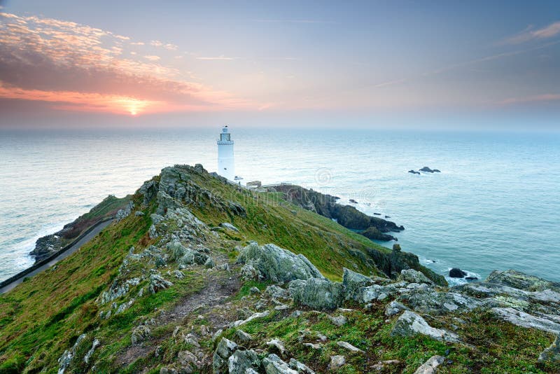 Mettez en marche le phare de point en Devon photo libre de droits Mettez en marche le phare de point en Devon photo libre de droits