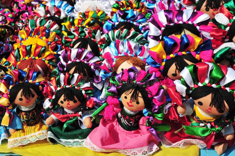 Mexicaanse poppen royalty-vrije stock fotografie Mexicaanse poppen royalty-vrije stock fotografie