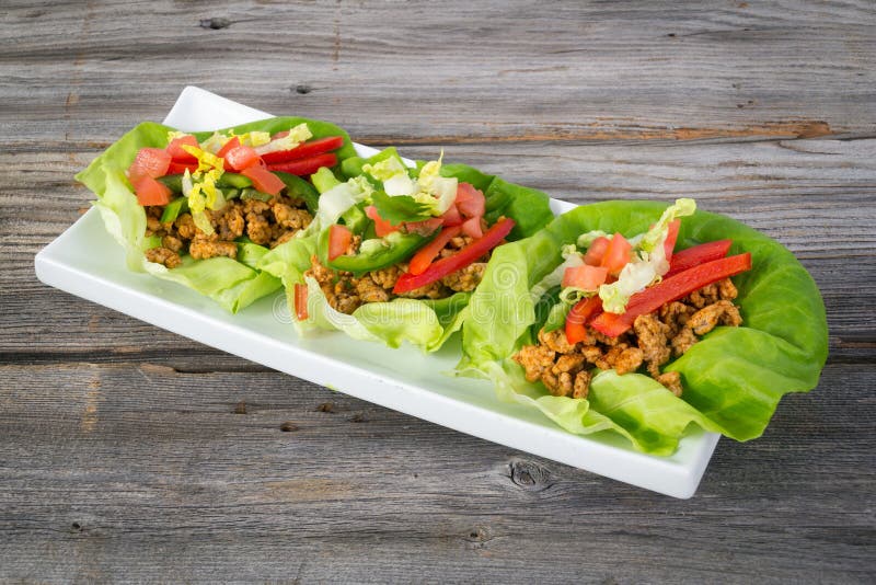 Mexikanische Schweinefleischkopfsalatverpackungen Stockbild - Bild von ...